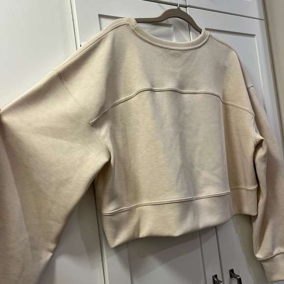 Lululemon - Picture 9 of 10